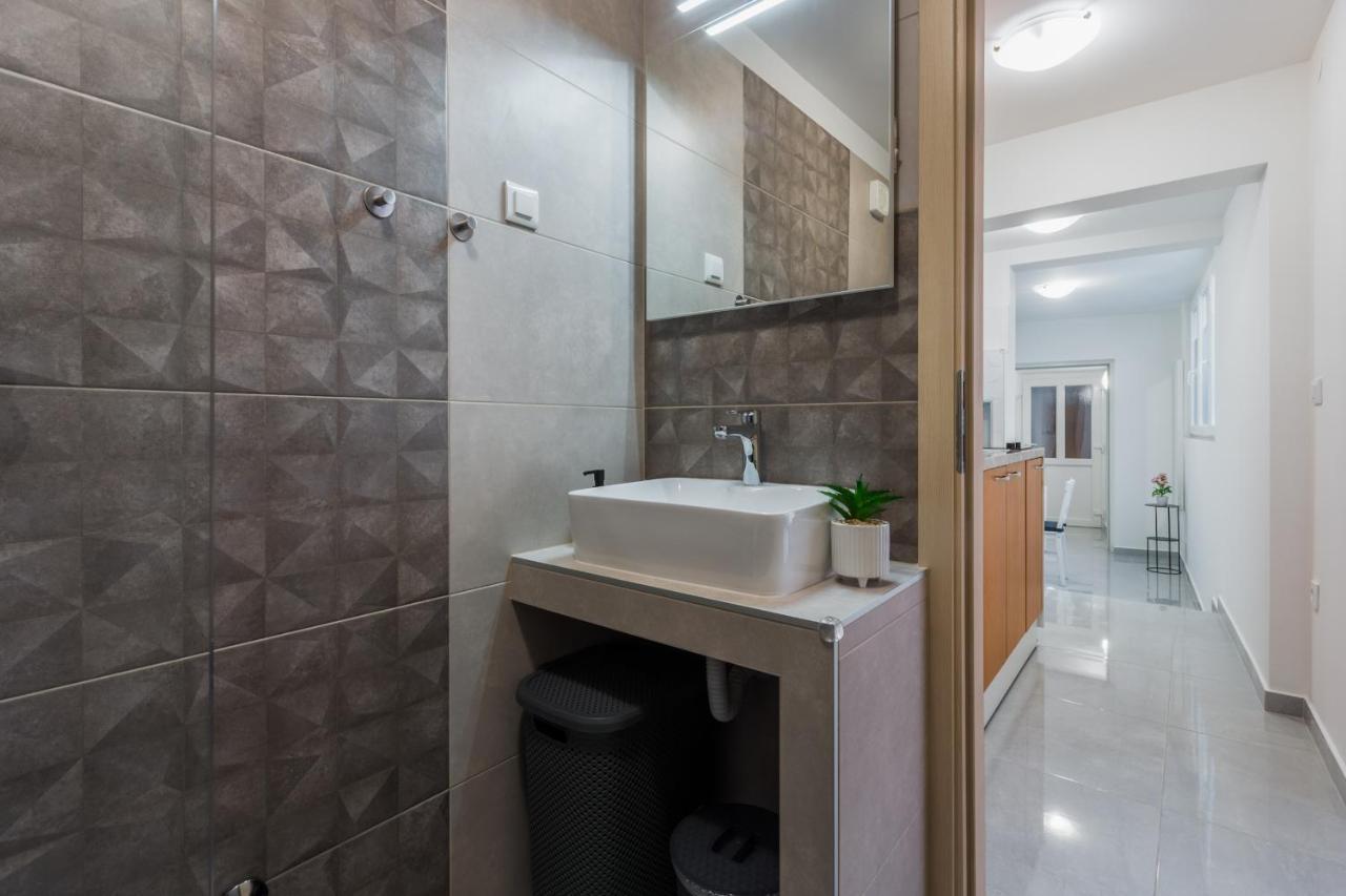 Apartment Lacea Pula Bagian luar foto