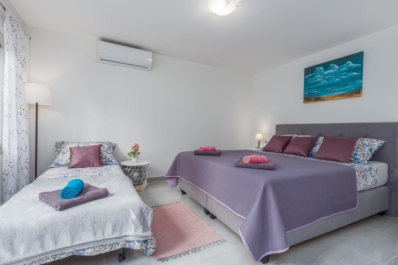 Apartment Lacea Pula Bagian luar foto