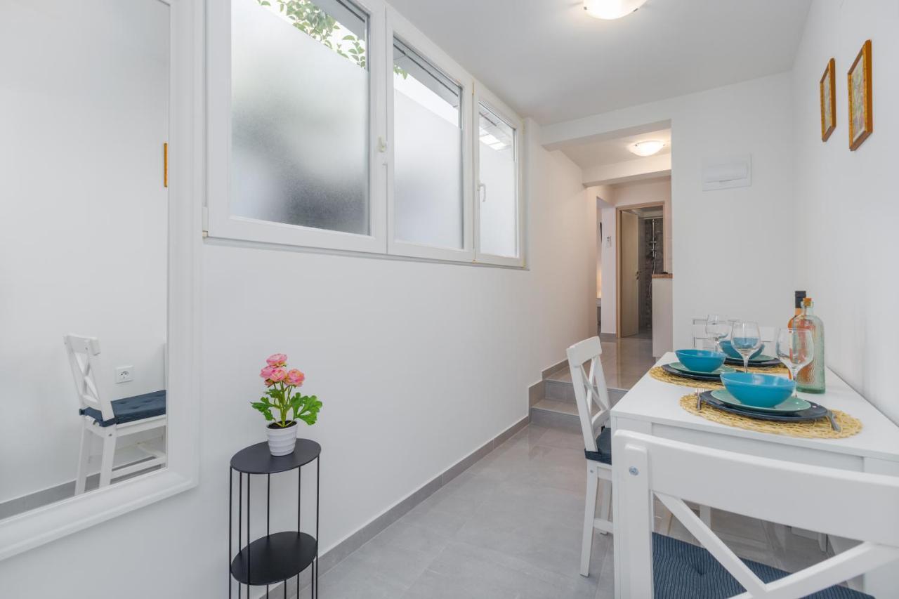 Apartment Lacea Pula Bagian luar foto