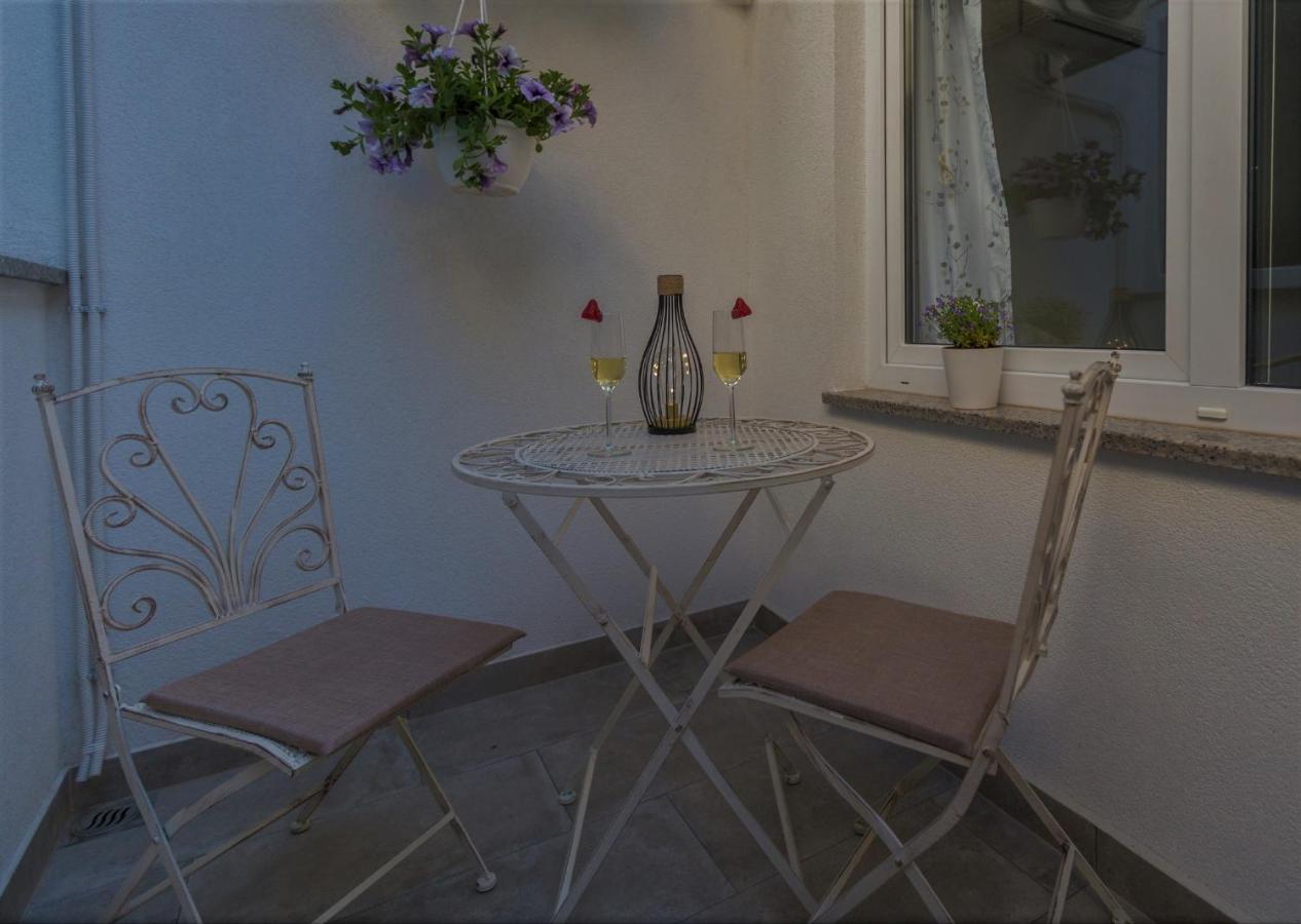 Apartment Lacea Pula Bagian luar foto
