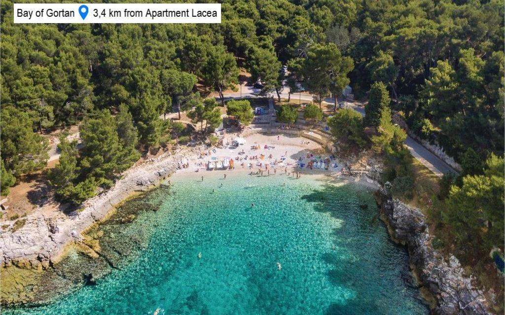 Apartment Lacea Pula Bagian luar foto
